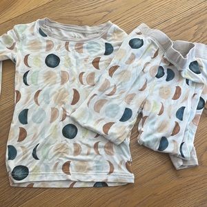 3T moon and back. Little sleepies